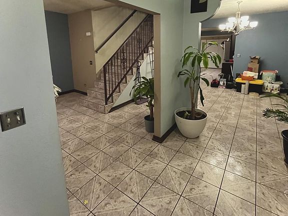 4th image of 360 Grant Ave