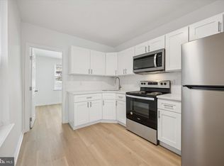 2307 Turner St, Philadelphia, PA 19121