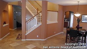 4th image of 4939 Augusta Sq