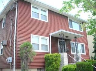 250 Maple St, Secaucus, NJ 07094