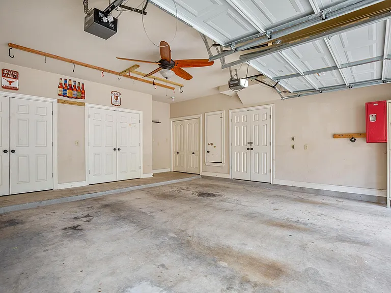 1402 Parker Ln #4 — Photo 20