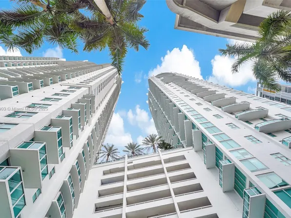 41 SE 5th St APT 816, Miami, FL 33131