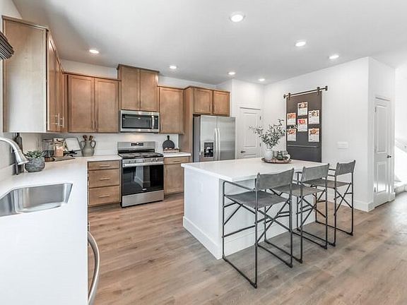 6th image of this home