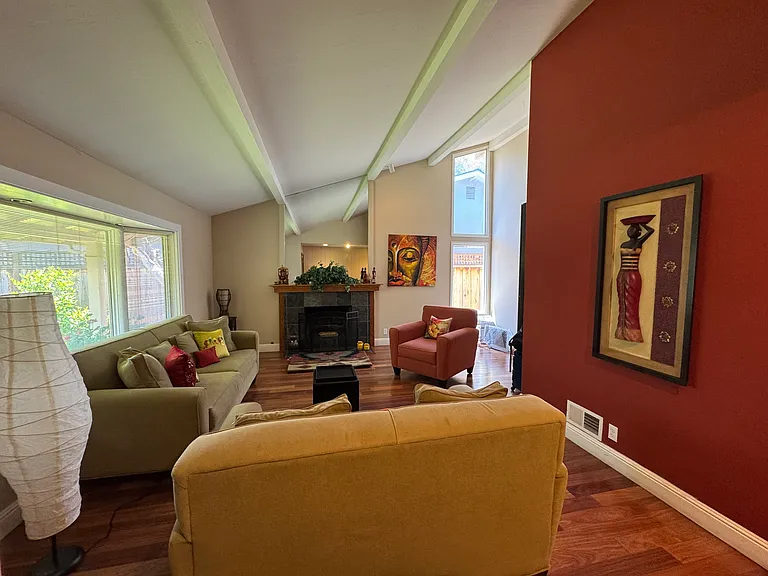 751 Verdi Dr — Photo 6