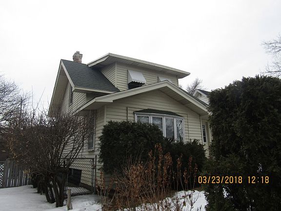 3rd image of 3645 Dupont Ave S