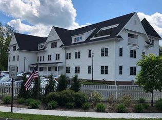 86 Governor St APT A1, Ridgefield, CT 06877