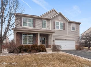 843 Parkside Ln, Yorkville, IL 60560