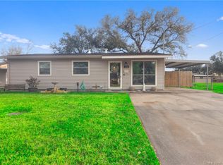 1404 Clover Dr, Lake Charles, LA 70607