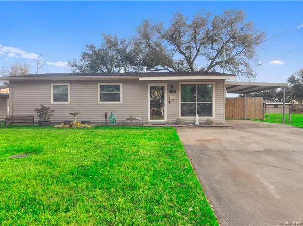1404 Clover Dr, Lake Charles, LA 70607