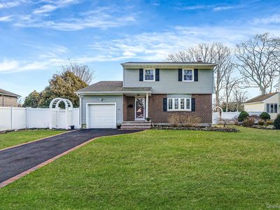 263 Keswick Drive, East Islip, NY, 11730