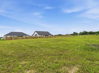 585 Highview Ct, Godley, TX 76044