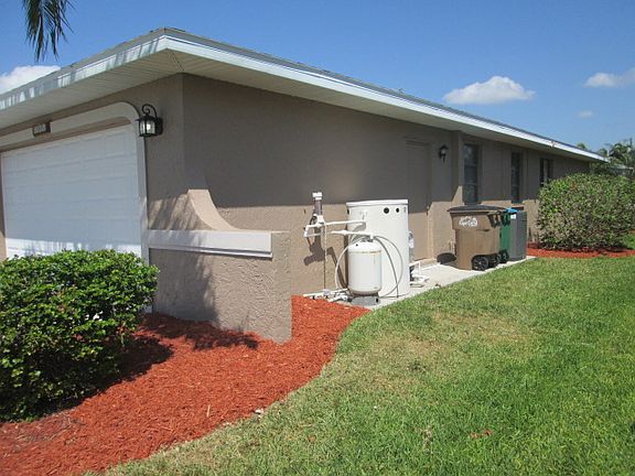 4th image of 4003 SW 23rd Ave