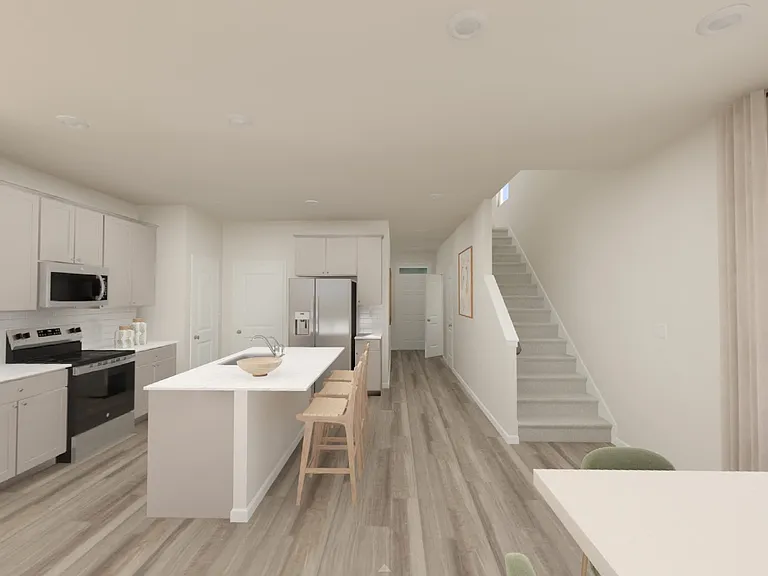 496 Fran Dr — Photo 3