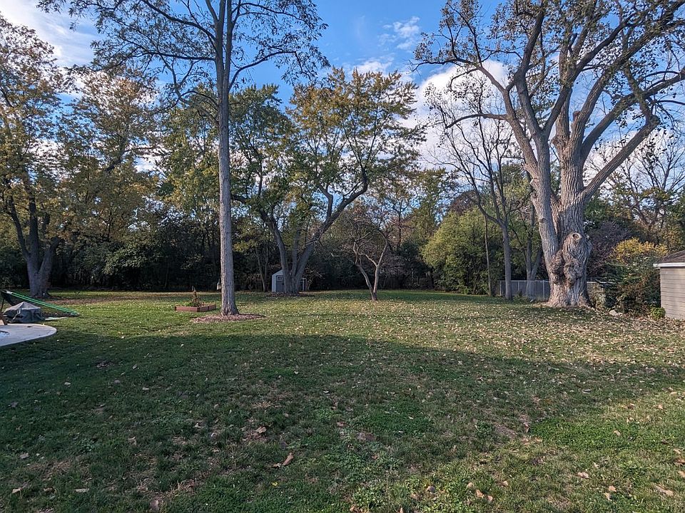2nd image of 950 Highland Ave