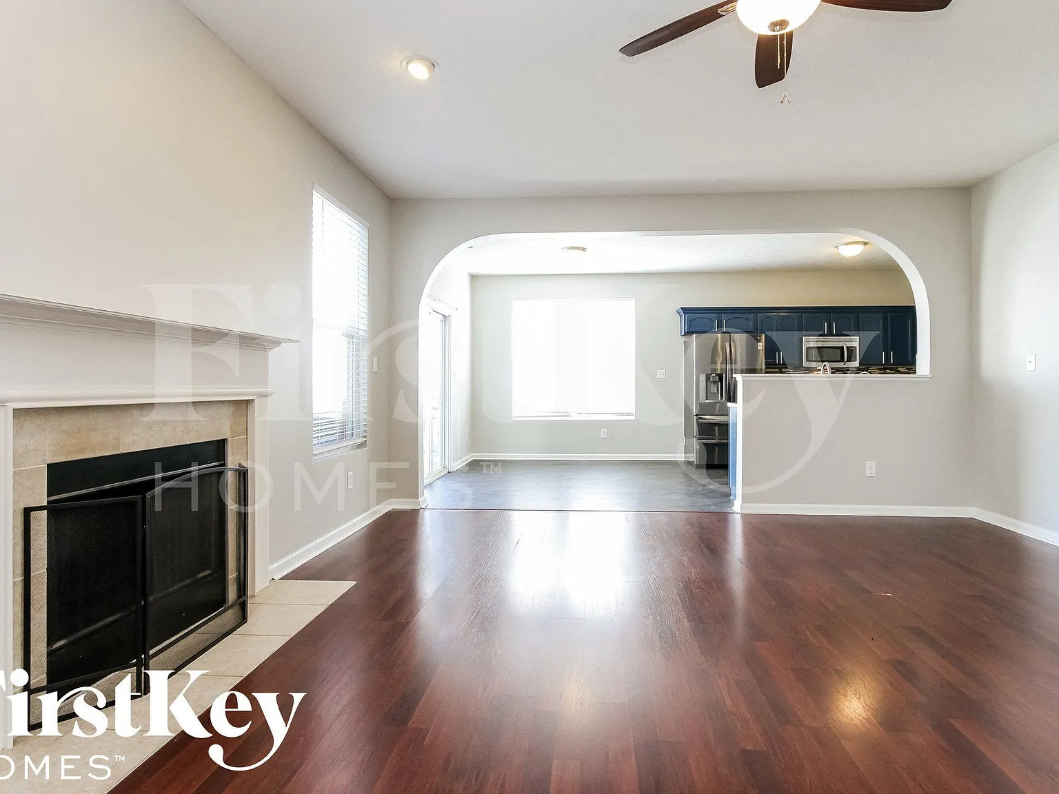 3 bed, 2.5 bath, 1782 sqft, $1,880 — Photo 3