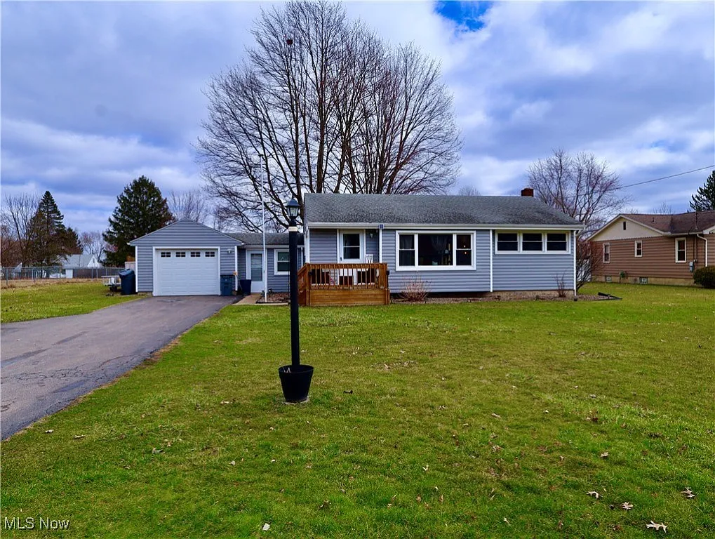 149 S Raccoon Rd photo 1