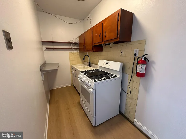 1370 Hornberger Ave #A — Photo 5