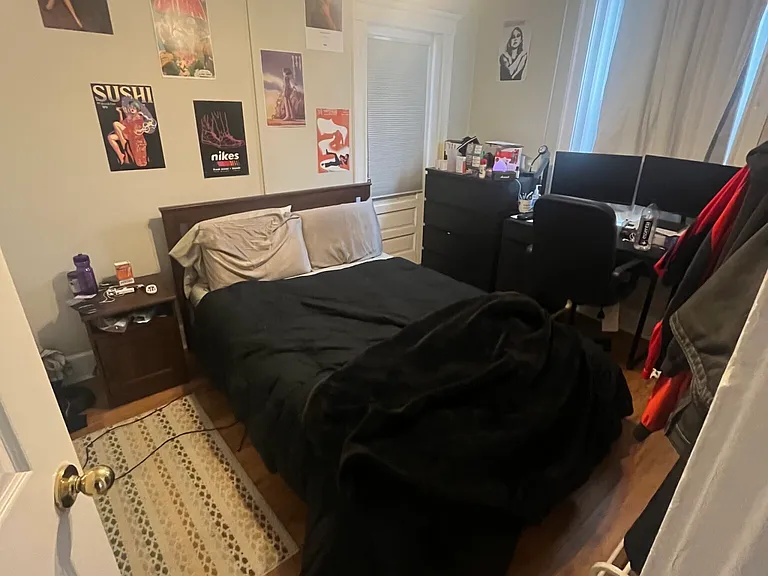224 Hanover St #20E — Photo 11