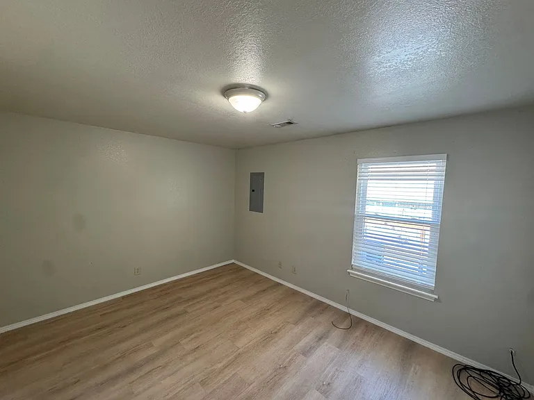 20 McGee Rd — Photo 11