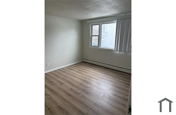 Building Photo - 89 Draper St #4