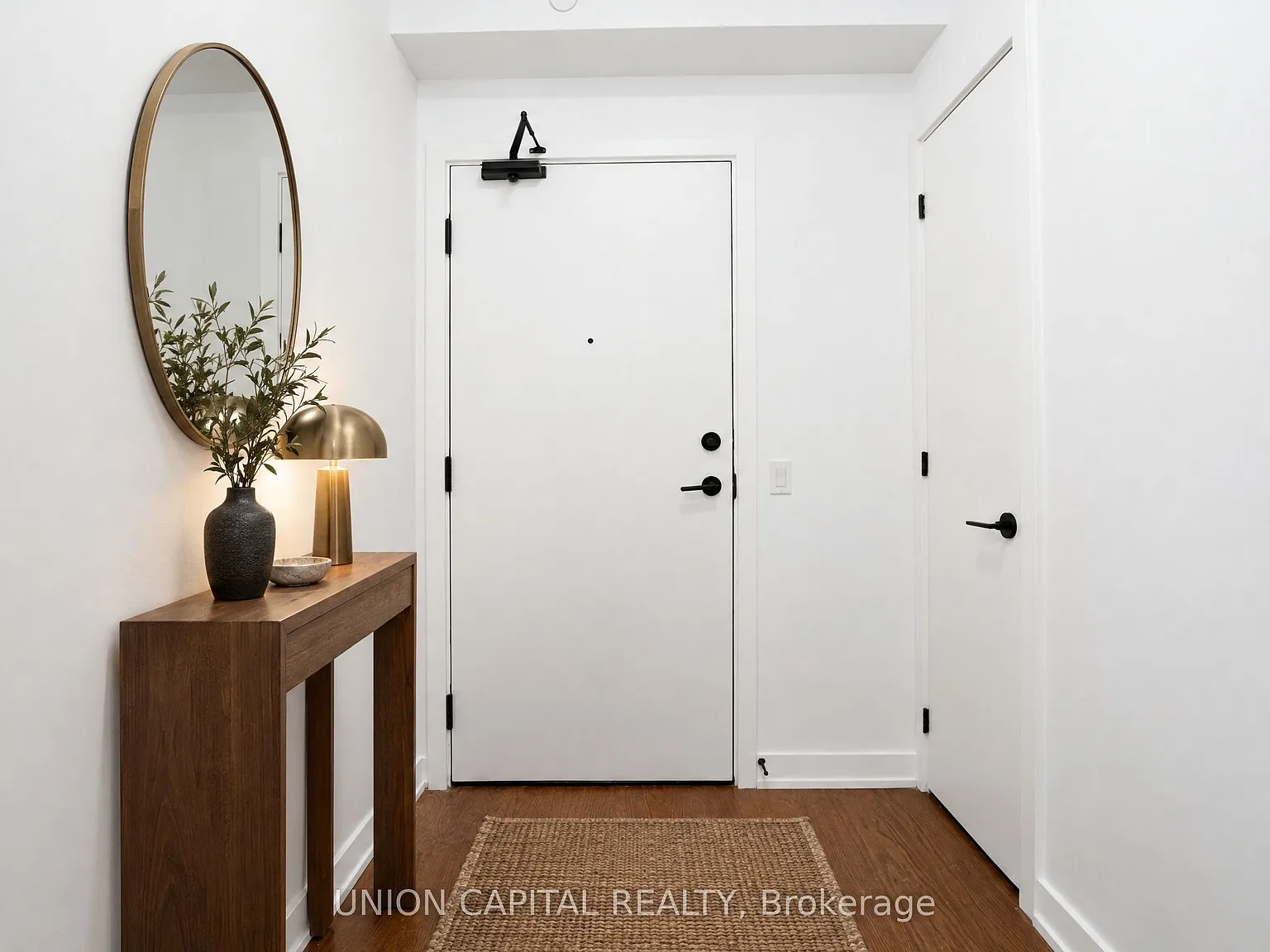South Forest Hill — Photo 4