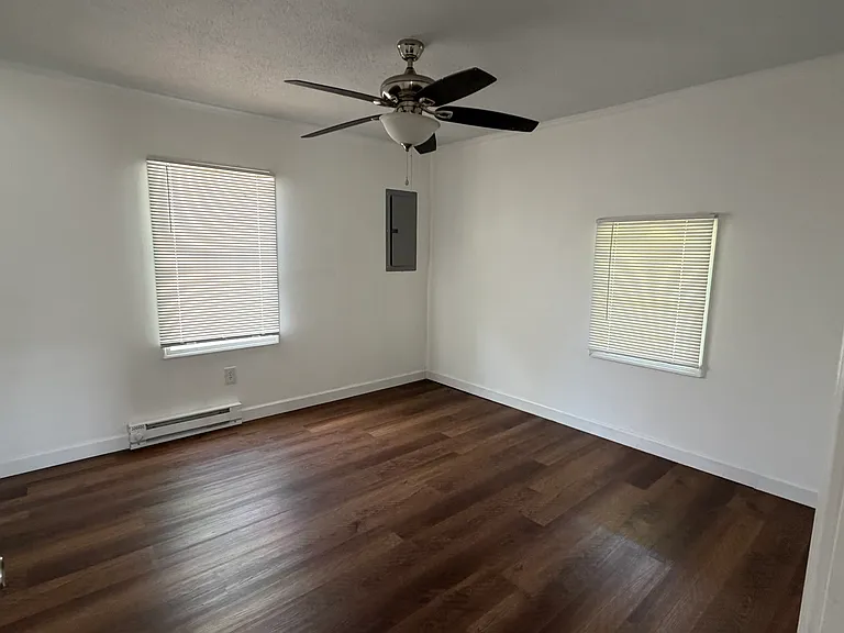 619 Prince Williams St — Photo 8