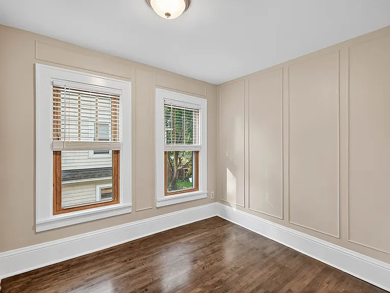 Bedroom offering flexible space for family, guests, or a home office.