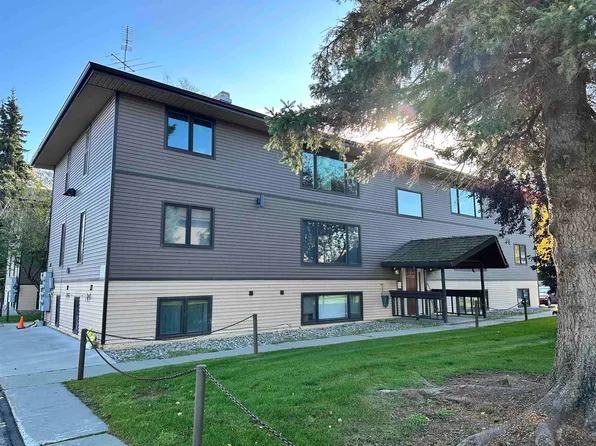 22 Glacier Ave APT 8, Fairbanks, AK 99701