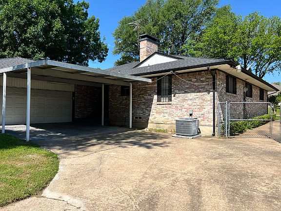 3rd image of 2730 King Cole Dr