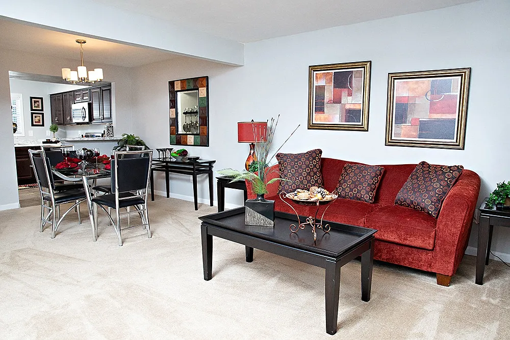 Haw Creek Mews Apartments and Townhomes — Photo 4