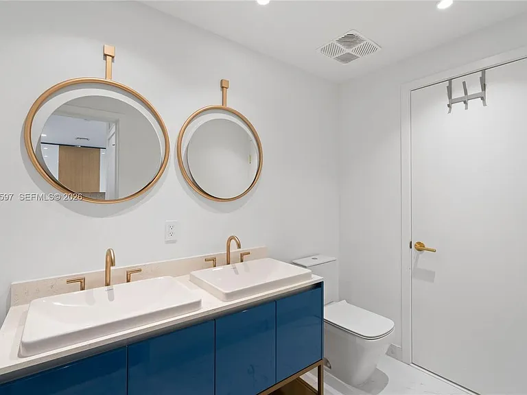 2678 Tigertail Ave #615 — Photo 9