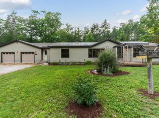 7322 E Grand Lake Rd, Presque Isle, MI 49777