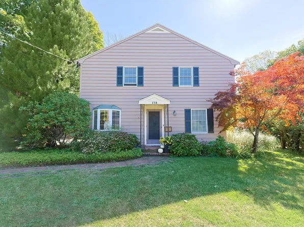 173 Rowayne Park, Bridgewater, MA 02324