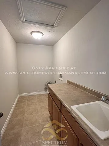 2788 W Fox Hunters Loop — Photo 24