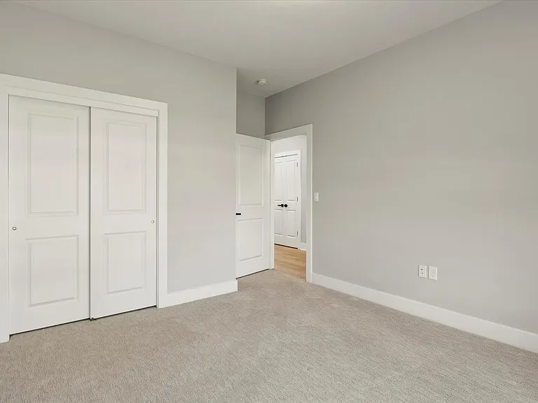 Parker Place — Photo 170