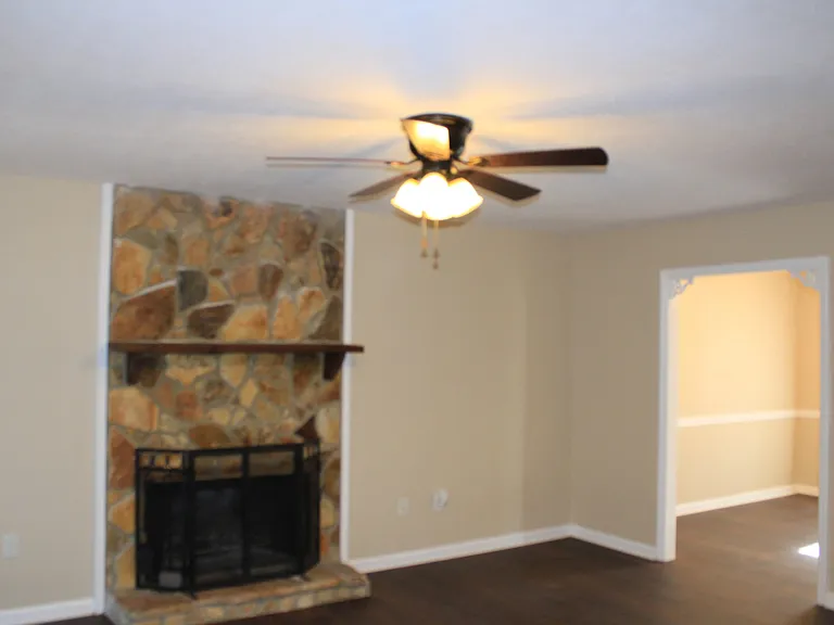 4104 Spencer St — Photo 25