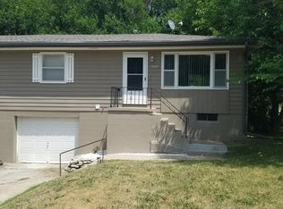 6307 N 51st Ave, Omaha, NE 68104