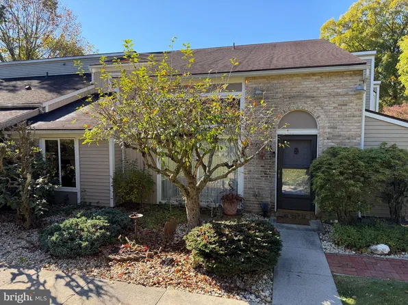 1519 Kensington Dr, Hagerstown, MD 21742