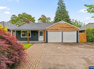 1858 W Nob Hill St SE, Salem, OR 97302