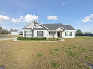 176 Pecan Dr NE, Ludowici, GA 31316