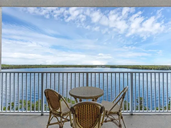 13427 Blue Heron Beach Dr #807, Orlando, FL 32821