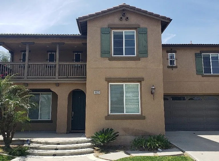 16020 Huntington Garden Ave — Photo 1