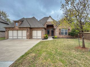 2717 Tranquilo Ln, Edmond, OK 73034