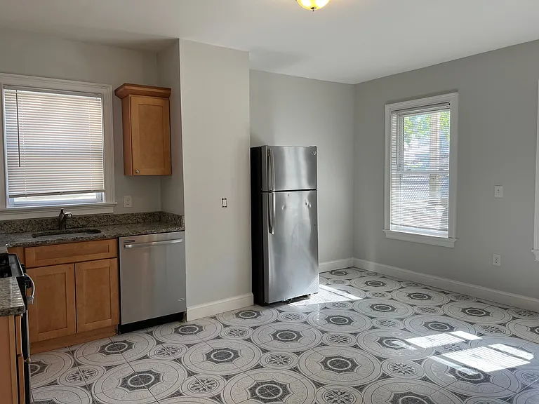 177 Belmont St #1 — Photo 8