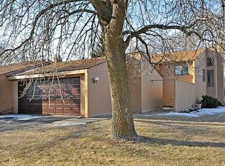 110316 Center Green Cir, Chaska, MN 55318