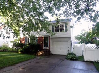 1446 Eggert Rd, Amherst, NY 14226