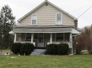 864 Evergreen Rd, Leechburg, PA 15656