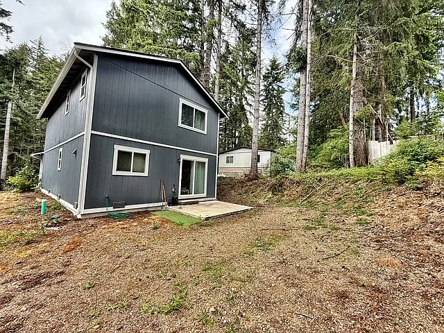 1261 NE Larson Blvd — Photo 28