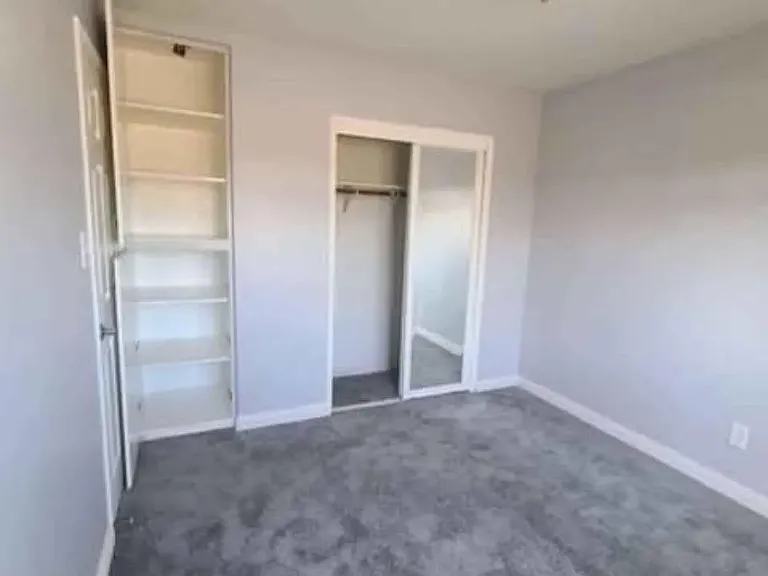 3934 Marine View Ave #39343934-1/2 — Photo 17