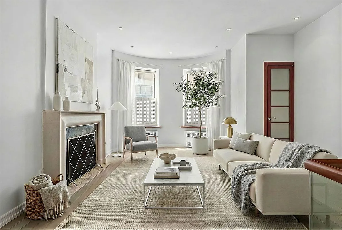 303 W 80th St APT 1A photo 1